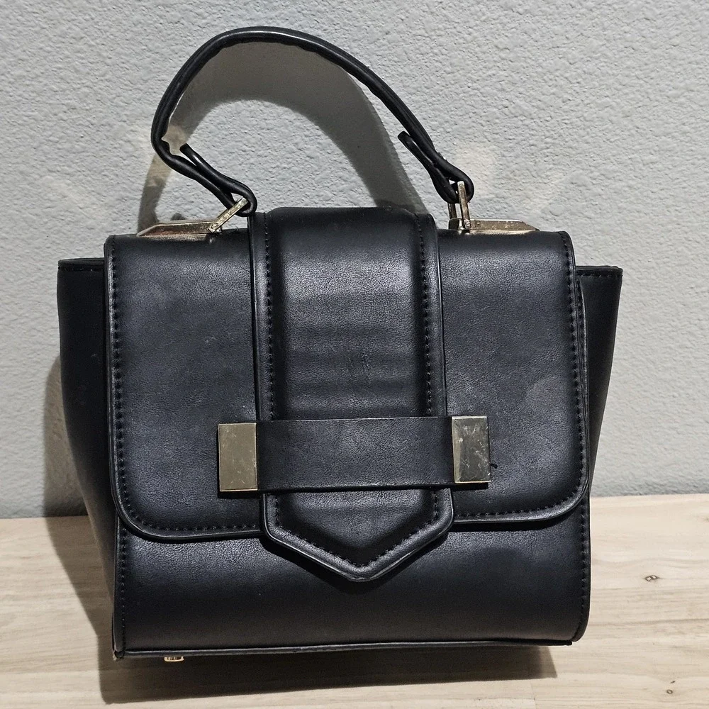 urban expressions purse